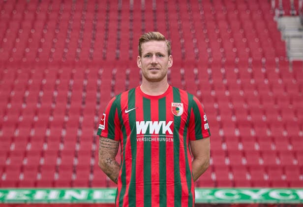 Andre Hahn FC Augsburg 1907 1 BL, portrait date 2021 2022,