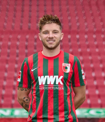 Mads Pedersen FC Augsburg 1907 1 BL, Porträttermin 2021 2022,