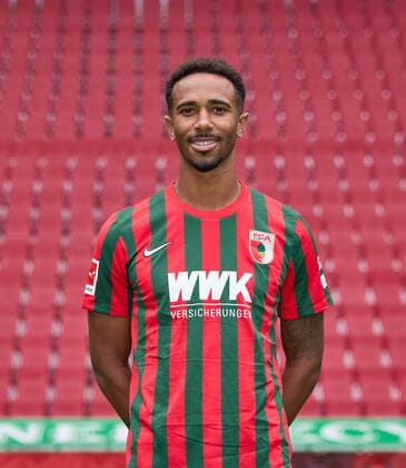 Noah Sarenren Bazee FC Augsburg 1907 1 BL, Porträttermin 2021 2022,