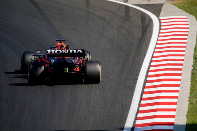 July 30, 2021, Mogyorod, Hungary: MAX VERSTAPPEN of the Netherlands and Red Bull Racing drives during practice of the 2021 FIA Formula 1 Hungarian Grand Prix at the Hungaroring in Mogyorod near Budapest, Hungary. Mogyorod Hungary - ZUMAg147 20210730_zap_g147_021 Copyright: xJamesxGasperottix