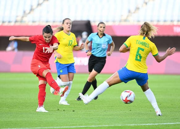 (210730) -- MIYAGI, July 30, 2021 -- Jessie Fleming(1st L) of Canada shoots during the Tokyo 2020 women s football quarter final match against Brazil at the Miyagi Stadium in Miyagi, Japan, July 30, 2021. ) (TOKYO2020)JAPAN-MIYAGI-WOMEN S FOOTBALL-QUARTER FINAL-CAN VS BRA LuxYang 