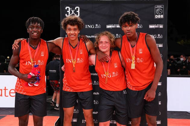 3×3 German Championship 2021, 30 07 2021 Hannover Splash win the title with, Denzel Adjepongakosah Agyeman Hannover Splash U18 , Sidi Linus Beikame Hannover Splash U18 , Fabian Giessmann Hannover Splash U18 , Tebbe Carlos Sikko Moeller Hannover Splash U18 3×3 German Championship 2021 30 07 2021 in Düsseldorf, Germany. Copyright: xBEAUTIFULxSPORTS KennyxBeelex