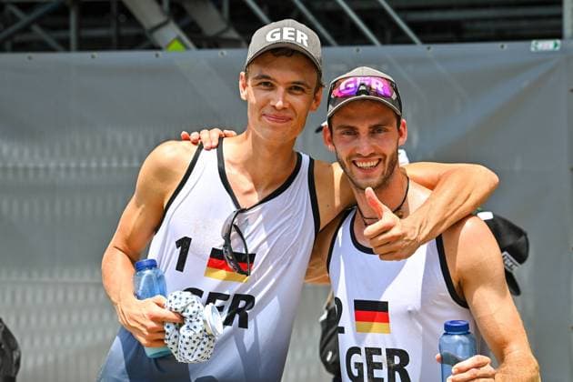 Beach Volleyball Tokyo 2020, 31 07 2021 Beach Volleyball, Beach Volleyball, Men, Preliminary Round, GER vs Japan, Julius Thole 1, white Clemens Wickler 2, white Copyright: xBEAUTIFULxSPORTS TomxBlochx