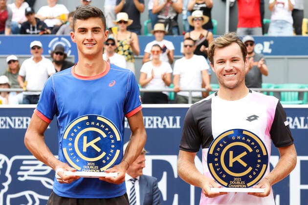 TENNIS - ATP, Tennis Herren Generali Open 2021 KITZBUEHEL,AUSTRIA,31.JUL.21 - TENNIS - ATP World Tour, Generali Open. Image shows Alexander Erler and Lucas Miedler (AUT). Keywords: trophy.  GEPAxpictures xPatrickxSteiner