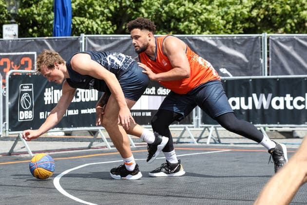 3×3 German Championship 2021, 31 07 2021 scenes at the match of the Duesseldorf teams orange jerseys on the Burgplatz 3×3 German Championship 2021 31 07 2021 in Duesseldorf Copyright: xBEAUTIFULxSPORTS KennyxBeelex