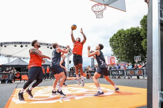 3×3 German Championship 2021, 31 07 2021 scenes at the match of the Duesseldorf teams orange jerseys on the Burgplatz 3×3 German Championship 2021 31 07 2021 in Duesseldorf Copyright: xBEAUTIFULxSPORTS KennyxBeelex