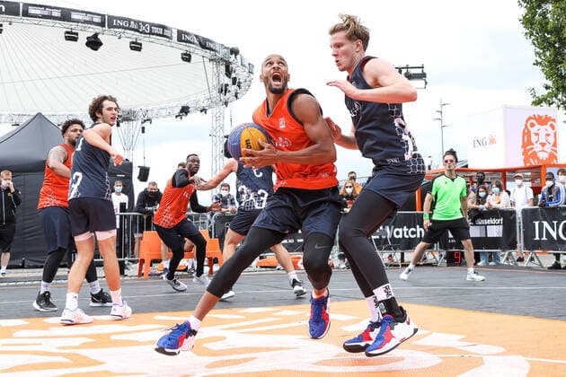 3×3 German Championship 2021, 31 07 2021 scenes at the match of the Duesseldorf teams orange jerseys on the Burgplatz 3×3 German Championship 2021 31 07 2021 in Duesseldorf Copyright: xBEAUTIFULxSPORTS KennyxBeelex