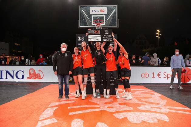 3×3 German Championship 2021, 31 07 2021 The Gruenberg Eaglettes have become German champions in the 3x3 Basketball 3×3 German Championship 2021 31 07 2021 in Düsseldorf, Germany. Copyright: xBEAUTIFULxSPORTS KennyxBeelex
