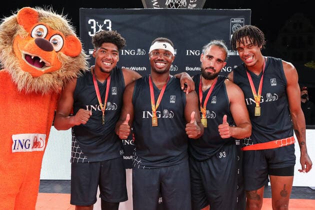 3×3 German Championship 2021, 31 07 2021 Aachen Der Stamm has become German Champion in 3x3 with Yassin Mahfouz Aachen Der Stamm , Kostja Mushidi Aachen Der Stamm , Demetrius Ward Aachen Der Stamm , Kevin Jan Yebo Aachen Der Stamm 3×3 German Championship 2021 31 07 2021 in Duesseldorf Copyright: xBEAUTIFULxSPORTS KennyxBeelex