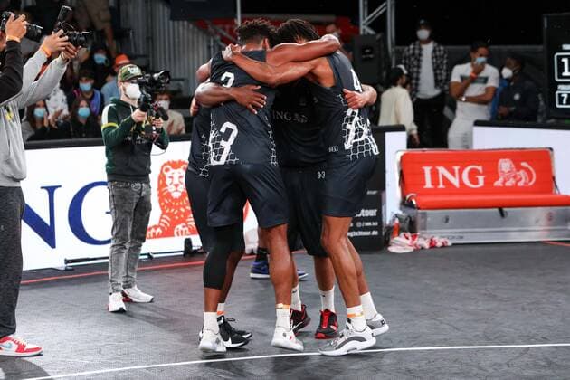 3×3 German Championship 2021, 31 07 2021 Aachen Der Stamm has become German Champion in 3x3 with Yassin Mahfouz Aachen Der Stamm , Kostja Mushidi Aachen Der Stamm , Demetrius Ward Aachen Der Stamm , Kevin Jan Yebo Aachen Der Stamm 3×3 German Championship 2021 31 07 2021 in Duesseldorf Copyright: xBEAUTIFULxSPORTS KennyxBeelex
