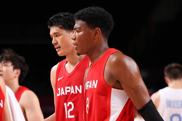 (L-R) Yuta Watanabe, Rui Hachimura (JPN), AUGUST 1, 2021 - Basketball : Men s Preliminary Round Group C match between Argentina - Japan during the Tokyo 2020 Olympic Games, Olympische Spiele, Olympia, OS at the Saitama Super Arena in Saitama, Japan. Noxthirdxpartyxsales  (166089592)