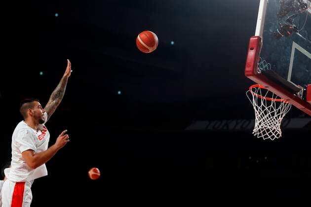 Spain s Willy Hernangomez warms up before their match for Group C of men s basketball between Spain and Slovenia for the 2020 Olympic Games, Olympische Spiele, Olympia, OS at the Saitama Super Arena in Tokyo, Japan, 01 August 2021. 2020 Olympics Basketball: Spain - Slovenia !ACHTUNG: NUR REDAKTIONELLE NUTZUNG!  Copyright: xFernandoxBizerrax EVE5766 20210801-d61e0163db8e1b699e417f4a936c0cd4392aa097