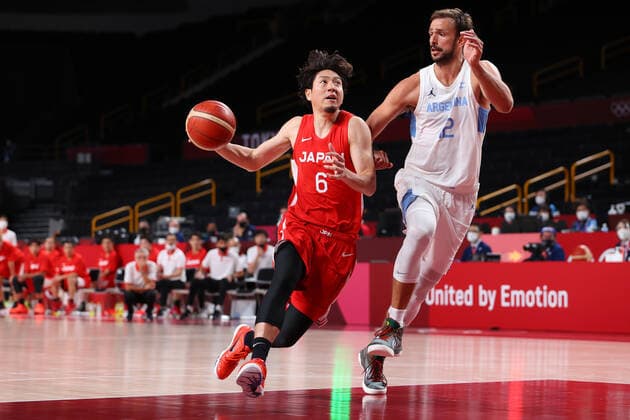 (L-R) Makoto Hiejima (JPN), Marcos Delia (ARG), AUGUST 1, 2021 - Basketball : Men s Preliminary Round Group C match between Argentina - Japan during the Tokyo 2020 Olympic Games, Olympische Spiele, Olympia, OS at the Saitama Super Arena in Saitama, Japan. Noxthirdxpartyxsales  (166099039)