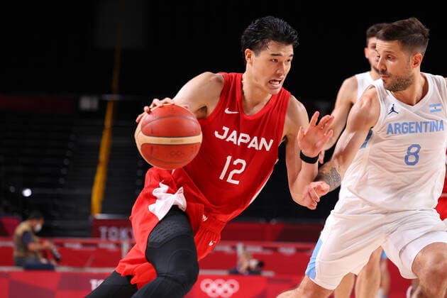 (L-R) Yuta Watanabe (JPN), Nicolas Laprovittola (ARG), AUGUST 1, 2021 - Basketball : Men s Preliminary Round Group C match between Argentina - Japan during the Tokyo 2020 Olympic Games, Olympische Spiele, Olympia, OS at the Saitama Super Arena in Saitama, Japan. Noxthirdxpartyxsales  (166099104)