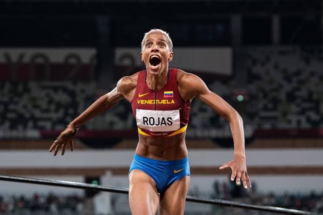 Bilder des Jahres 2021, Sport 08. August Tokio 2020 im Jahr 2021, Rückblick: Olympische Highlights Sport Themen der Woche KW30 210801 Yulimar Rojas of Venezuela celebrates after setting a new world record when competing in women?s triple jump final during day 9 of the Tokyo 2020 Olympic Games, Olympische Spiele, Olympia, OS on August 1, 2021 in Tokyo. Photo: Vegard Wivestad Grott BILDBYRAN kod VG JM0181 bbeng friidrott athletics friidrett olympic games olympics os ol olympiska spel olympiske leker tokyo2020 tokyo 2020 tokyo-os tokyo-ol jubel världsrekord *** 210801 Yulimar Rojas of Venezuela celebrates after setting a new world record when competing in womens triple jump final during day 9 of the Tokyo 2020 Olympic Games on August 1, 2021 in Tokyo Photo Vegard Wivestad Grott BILDBYRAN kod VG JM0181 bbeng athletics athletics athletics olympic games olympics os ol olympic games olympic games tokyo2020 tokyo 2020 tokyo os tokyo ol cheers world record,  Copyright: VEGARDxWIVESTADxGRoTT BB210801VG125