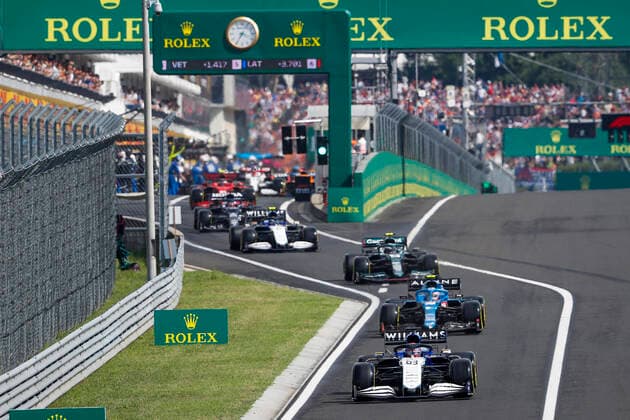 63 RUSSELL George (gbr), Williams Racing F1 FW43B, action during the Formula 1 Magyar Nagydij 2021, Hungarian Grand Prix, 11th round of the 2021 FIA Formula One World Championship, WM, Weltmeisterschaft from July 30 to August 1, 2021 on the Hungaroring, in Mogyorod, near Budapest, Hungary - FORMULE 1 : Grand Prix de Hongrie - Course - 01 08 2021 DPPI PANORAMIC _V2_2956