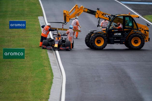 August 1, 2021, Mogyorod, Hungary: SERGIO PEREZ of Mexico and Red Bull Racing retires from the 2021 FIA Formula 1 Hungarian Grand Prix at the Hungaroring in Mogyorod near Budapest, Hungary. Mogyorod Hungary - ZUMAg147 20210801_zap_g147_011 Copyright: xJamesxGasperottix