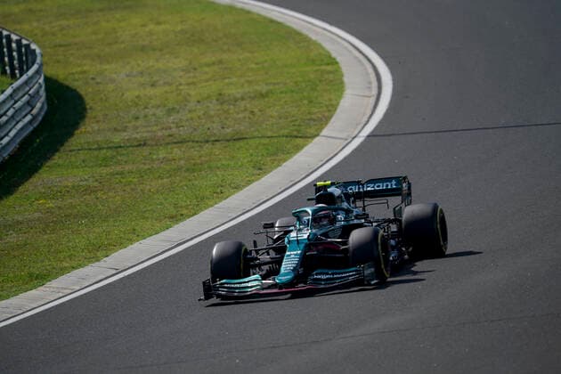 August 1, 2021, Mogyorod, Hungary: SEBASTIAN VETTEL of Germany and Aston Martin F1 Team drives during the 2021 FIA Formula 1 Hungarian Grand Prix at the Hungaroring in Mogyorod near Budapest, Hungary. Mogyorod Hungary - ZUMAg147 20210801_zap_g147_028 Copyright: xJamesxGasperottix
