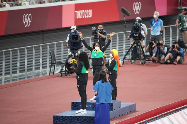 August 1, 2021, Tokyo, Tokyo, Japan: Victory Ceremony of the Women s 100m with Gold Medal Elaine THOMPSON-HERAH of Jamaica, Shelly-Ann FRASER-PRYCE of Jamaica second and Shericka JACKSON of Jamaica third at the Olympic Stadium on August 1st 2021 in Tokyo, Japan Tokyo Japan - ZUMAc179 20210801_zep_c179_124 Copyright: xMickaelxChavetx