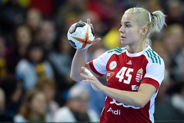 Mandatory Credit: Photo by Lukasz Laskowski Press Focus Shutterstock (9272598y) Noemi Hafra of Hungary throws a ball Hungary v France, IHF Women s Handball World Championship, WM, Weltmeisterschaft Leipzig, Germany - 10 Dec 2017 Hungary v France, IHF Women s Handball World Championship, Leipzig, Germany - 10 Dec 2017  Copyright: xLukaszxLaskowski PressxFocus Shutterstockx 9272598y