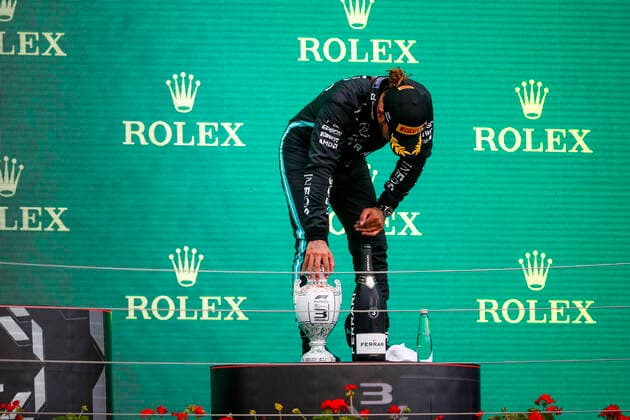 Podium, HAMILTON Lewis (gbr), Mercedes AMG F1 GP W12 E Performance, portrait during the Formula 1 Magyar Nagydij 2021, Hungarian Grand Prix, 11th round of the 2021 FIA Formula One World Championship, WM, Weltmeisterschaft from July 30 to August 1, 2021 on the Hungaroring, in Mogyorod, near Budapest, Hungary - FORMULE 1 : Grand Prix de Hongrie - Course - 01 08 2021 DPPI PANORAMIC _V2_4107