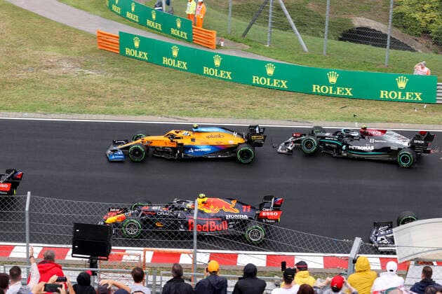 Start, 11 Sergio Perez MEX, Red Bull Racing , 4 Lando Norris GBR, McLaren F1 Team , 77 Valtteri Bottas FIN, Mercedes AMG Petronas F1 Team , F1 Grand Prix of Hungary at Hungaroring on August 1, 2021 in Budapest, Hungary Photo by HOCH ZWEI Budapest Hungary