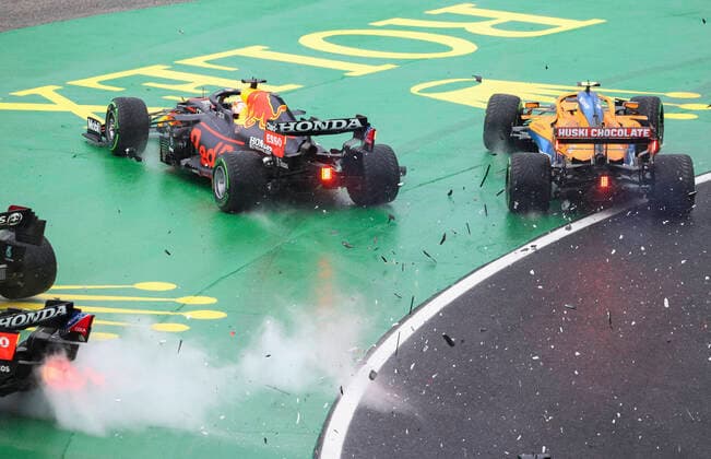 Start, 33 Max Verstappen NED, Red Bull Racing , 4 Lando Norris GBR, McLaren F1 Team , F1 Grand Prix of Hungary at Hungaroring on August 1, 2021 in Budapest, Hungary Photo by HOCH ZWEI Budapest Hungary