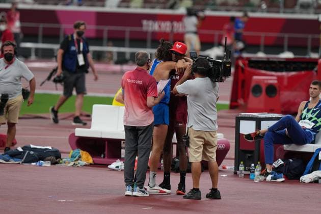 1st August 2021; Olympic Stadium, Tokyo, Japan: Tokyo 2020 Olympic summer games day 9; Mens high jump final; TAMBERI Gianmarco (ITA) and BARSHIM Mutaz Essa (QAT) have identical results and agree to split the gold medal between them  ActionPlus12311125 ChrisxCooper