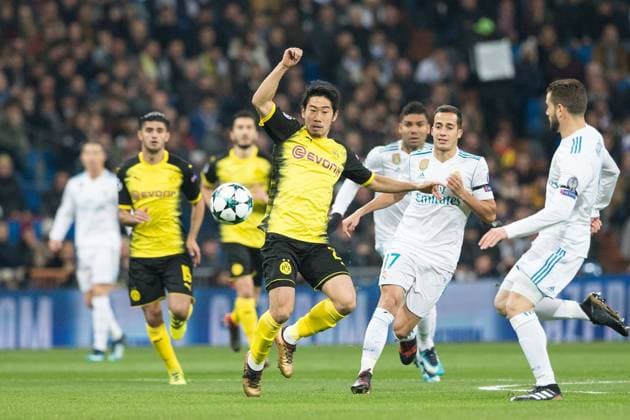 Mandatory Credit: Photo by Ruben Albarran Shutterstock (9262766p) Santiago Bernabeu Stadium. Madrid. Spain. December 6 2017. Shinji Kagawa of Borussia Dortmund during the match of Champions League between Real Madrid and Borussia Dortmund Real Madrid v Borussia Dortmund, UEFA Champions League Group H, Football, Santiago Bernabeu Stadium, Madrid, Spain - 06 Dec 2017 Real Madrid v Borussia Dortmund, UEFA Champions League Group H, Football, Santiago Bernabeu Stadium, Madrid, Spain - 06 Dec 2017  Copyright: xRubenxAlbarran Shutterstockx 9262766p