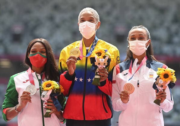 Tokyo 2020 in 2021, athletics, triple jump, award ceremony
