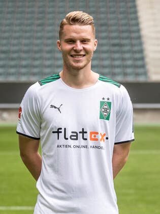 Nico Elvedi, VfL Borussia Mönchengladbach 1 BL, portrait date 2021 2022