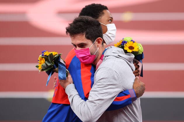 ECHEVARRIA Juan Miguel silver medal (CUB), TENTOGLOU Miltiadis gold medal (GRE), AUGUST 2, 2021 - Athletics : Men s Long Jump Medal ceremony during the Tokyo 2020 Olympic Games, Olympische Spiele, Olympia, OS at the National Stadium in Tokyo, Japan. Noxthirdxpartyxsales  (166202265)