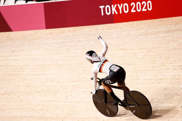 Lisa BRENNAUER GER , cheers, cheers, cheers, Cycling Track Women s Cycling Track Women s Team Pursuit Qualifying at Izu Velodrome Shizuoka 2 08 2021 Summer Olympics 2020, from 23 07 08 2021 in Tokyo Japan.