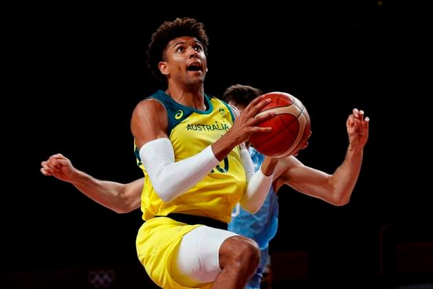 Argentinian Leandro Bolmaro (back) and Australian Matisse Thybulle (front) during their Basketball quartefinal game between Argentina and Australia during the Tokyo 2020 Olympics Games played at Super Arena stadium of Saitama, Japan on 03 August 2021. Australia vs Argentina !ACHTUNG: NUR REDAKTIONELLE NUTZUNG!  Copyright: xEnricxFontcubertax EVE7251 20210803-292ef50aa34cf787c2ce703e9bf92eadf31c7e94