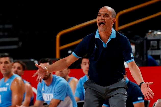 Argentinian head coach Sergio Hernandez recats during the Basketball quartefinal game between Argentina and Australia during the Tokyo 2020 Olympics Games played at Super Arena stadium of Saitama, Japan on 03 August 2021. Australia vs Argentina !ACHTUNG: NUR REDAKTIONELLE NUTZUNG!  Copyright: xEnricxFontcubertax EVE7272 20210803-03b4c5357a633d52d46f7c06b10e243cf10f17f5