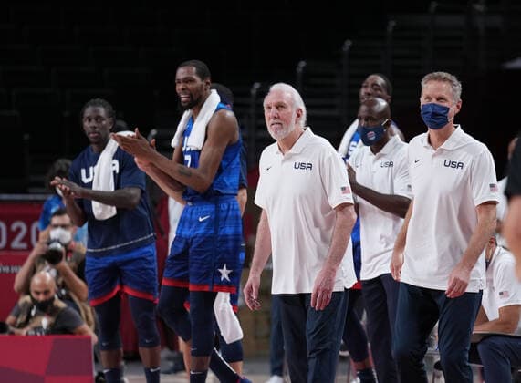 (210803) -- SAITAMA, Aug. 3, 2021 -- Gregg Popovich (4th R) of the United States reacts during the men s basketball quarterfinal match between Spain and the United States at Tokyo 2020 Olympic Games, Olympische Spiele, Olympia, OS in Saitama, Japan, Aug. 3, 2021. ) (TOKYO2020)JAPAN-SAITAMA-OLY-BASKETBALL-MEN S QUARTERFINAL-ESP VS USA MengxYongmin 