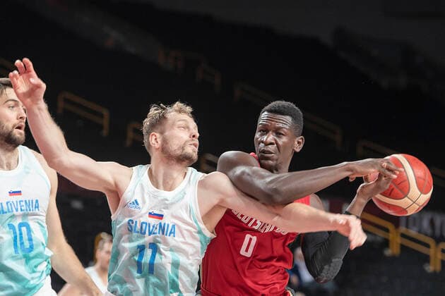 Isaac BONGA GER, r vs Jaka BLAZIC SLO , action, game scene basketball Solwenien SLO Germany GER 94 70, on 03 08 2021 Summer Olympics 2020, from 23 07 08 2021 in Tokyo Japan.