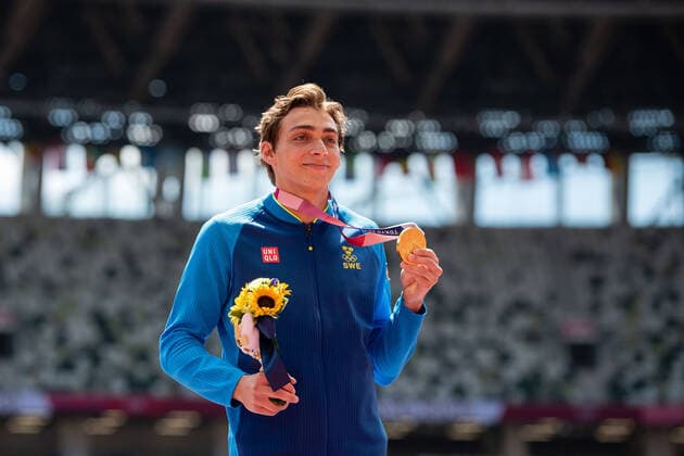 210804 Armand Duplantis of Sweden at the medal ceremony after men s pole vault final during day 12 of the Tokyo 2020 Olympic Games on August 4, 2021 in Tokyo Photo Vegard Wivestad Grott BILDBYRAN kod VG VG0149 bbeng athletics athletics athletics olympic games olympics os ol olympiska spel olympic games tokyo2020 tokyo 2020 tokyo os tokyo ol sweden sweden OS gold Olympic gold,  Copyright: VEGARDxWIVESTADxGRoTT BB210804VG034