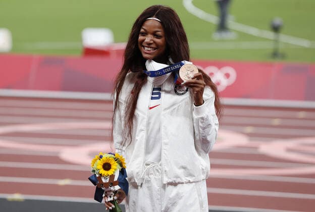 USA s Gabrielle Thomas celebrates her Bronze Medal for the Women s 200m final with a time of 21.87 during medal ceremony at the Olympic Stadium during the 2020 Summer Olympics in Tokyo, Japan on Wednesday, August 4, 2021.  OLY20210804460 TASOSxKATOPODIS