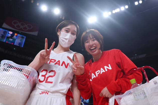 (L to R) Saori Miyazaki, Naho Miyoshi (JPN), AUGUST 4, 2021 - Basketball : Women s Quarter-Final match between Japan 86-85 Belgium during the Tokyo 2020 Olympic Games, Olympische Spiele, Olympia, OS at the Saitama Super Arena in Saitama, Japan. Noxthirdxpartyxsales  (166406076)