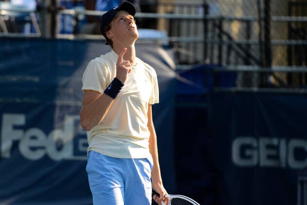 August 4, 2021, Washington, D.C, U.S: JANNIK SINNER of Italy celebrates winning his second round match in the Citi Open tennis tournament in Washington D.C. Washington U.S. - ZUMAl132 20210804_zap_l132_014 Copyright: xChristopherxLevyx