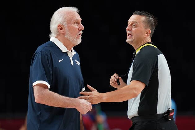 OLY21 MENS BASKETBALL AUST USA, Team USA coach Gregg Popovich remonstrates with offcials during the Men s Semifinal Basketball match between the USA and Australia at the Saitama Super Arena during the Tokyo Olympic Games, Olympische Spiele, Olympia, OS in Tokyo, Japan Thursday, August 5, 2021. ( NO ARCHIVING, EDITORIAL USE ONLY, NO USE IN BOOKS WITHOUT CONSENT TOKYO JAPAN  Copyright: xJOExGIDDENSx 20210805001564346501