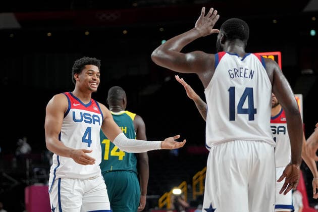 OLY21 MENS BASKETBALL AUST USA, Keldon Johnson (left) and Draymond Green of the USA celebrate after winning the Men s Semifinal Basketball match between the USA and Australia at the Saitama Super Arena during the Tokyo Olympic Games, Olympische Spiele, Olympia, OS in Tokyo, Japan Thursday, August 5, 2021. ( NO ARCHIVING, EDITORIAL USE ONLY, NO USE IN BOOKS WITHOUT CONSENT TOKYO JAPAN  Copyright: xJOExGIDDENSx 20210805001564367061