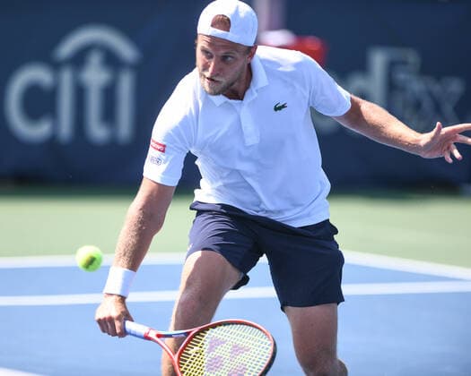 August 5, 2021, Washington, D.C, U.S: DENIS KUDLA hits a volley during his match against Brandon Nakashima at the Rock Creek Tennis Center. Washington U.S. - ZUMAg196 20210805_zap_g196_037 Copyright: xKylexGustafsonx