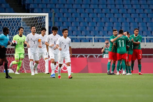 August 6, 2021, Saitama, Japan: Players of Mexico celebrates after SEBASTIAN CORDOVA (17) scores a goal during the football men s bronze medal match between Mexico and Japan during the Tokyo 2020 Olympic Games, Olympische Spiele, Olympia, OS at the Saitama Stadium. Mexico leads Japan 2-0 at halftime. Saitama Japan - ZUMAm191 20210806_zap_m191_002 Copyright: xRodrigoxReyesxMarinx