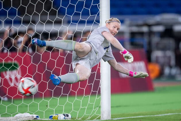 210806 Goalkeeper Hedvig Lindahl of Sweden in the womens football final during day 14 of the Tokyo 2020 Olympic Games on August 6, 2021 in Tokyo Photo Daniel Stiller PICTURE BODY code DS DS0190 football football soccer football olympic games olympics os ol olympic games olympic games tokyo2020 tokyo 2020 tokyo os tokyo ol bbeng sweden sweden canada canada final,  Copyright: DANIELxSTILLER BB210806DS022