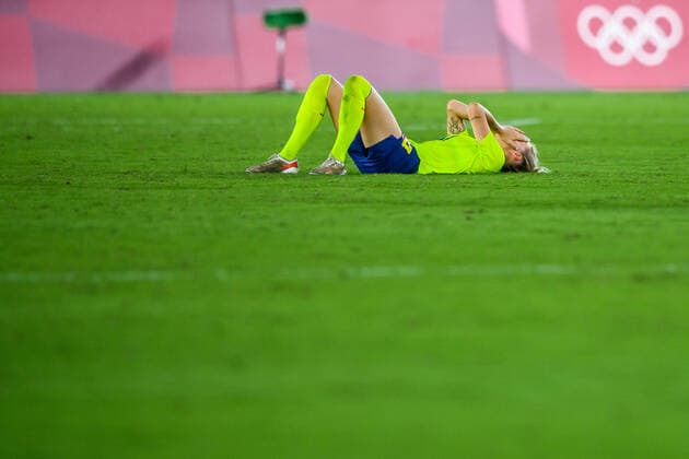 210806 Nathalie Björn of Sweden looks dejected after the womens football final during day 14 of the Tokyo 2020 Olympic Games on August 6, 2021 in Tokyo Photo Johanna Lundberg BILDBYRAN kod JL DS0190 fotboll football soccer fotball olympic games olympics os ol olympiska spel olympiske leker tokyo2020 tokyo 2020 tokyo os tokyo ol bbeng sweden sweden canada canada final depp,  Copyright: JOHANNAxLUNDBERG BB210806JL125