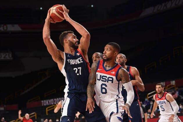 Rudy Gobert (Fra) vs Lillard Damian (USA) BASKETBALL : Finale France vs Etats Unis - Jeux Olympiques - Tokyo 2020 - 07 08 2021 JBAutissier Panoramic 