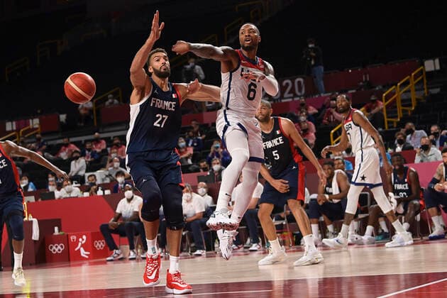 Rudy Gobert (Fra) vs Lillard Damian (USA) BASKETBALL : Finale France vs Etats Unis - Jeux Olympiques - Tokyo 2020 - 07 08 2021 JBAutissier Panoramic 