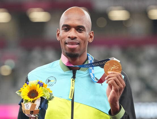 Tokyo 2020 in 2021, athletics, mens 400m award ceremony